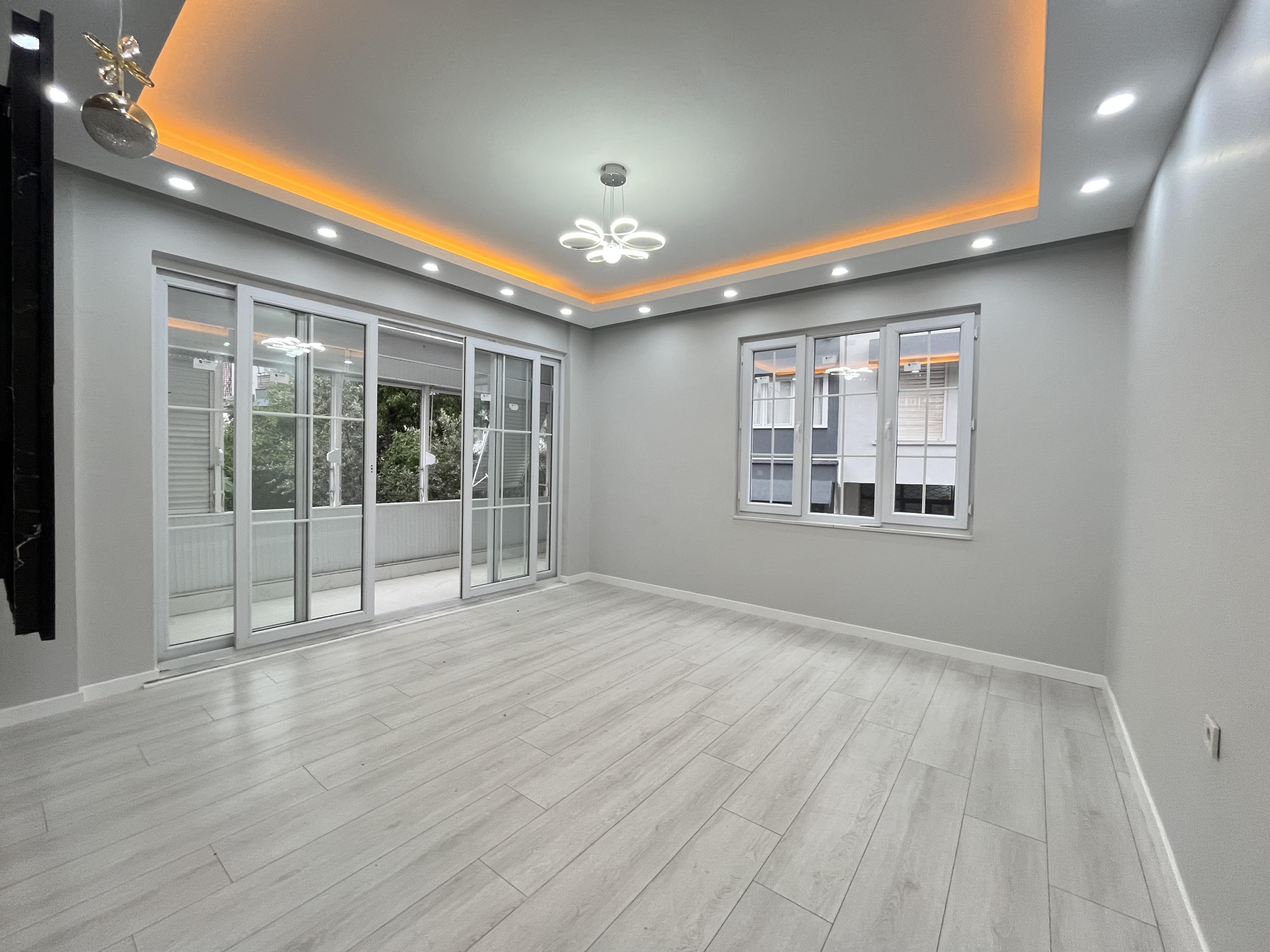 Muratpaşa mah 3+1 katta full yapılı daire 